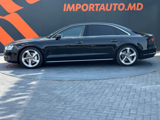 Audi A8 foto 9