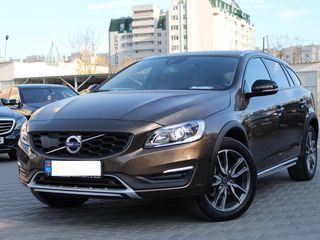 Volvo V60 foto 2