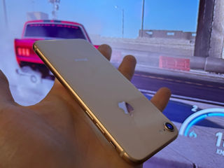 iPhone 8 64GB foto 6