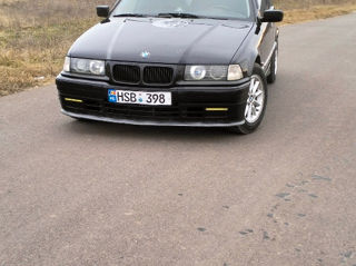 BMW 3 Series foto 3