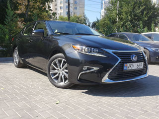 Lexus ES Series