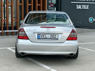 Mercedes E-Class foto 5