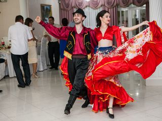 Dansatori pentru diverse ceremonii (nunti, cumatrii, zile de nasteri) !!! foto 5