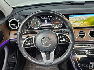 Mercedes E-Class foto 5