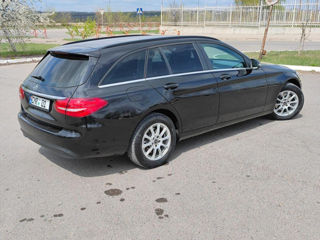 Mercedes C Class foto 8