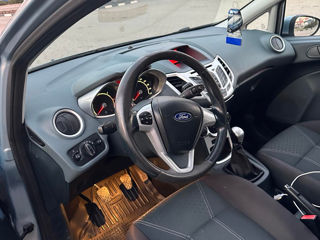 Ford Fiesta 3D foto 5