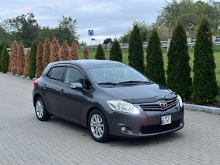 Toyota Auris foto 2