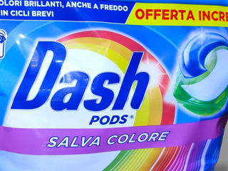 Dash 3 in 1 salve colore detergent capsule, 64 spălări foto 1