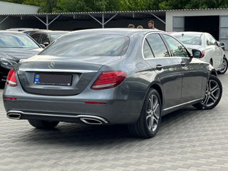 Mercedes E-Class foto 3