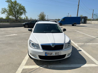 Skoda Octavia foto 1