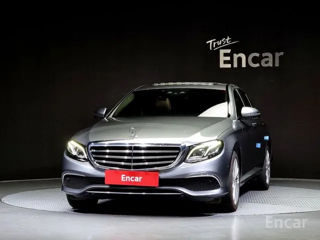 Mercedes E-Class foto 5