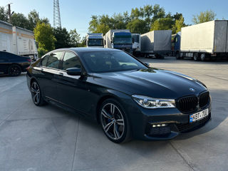 BMW 7 Series foto 2