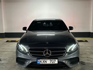 Mercedes E-Class foto 12