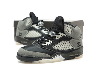 Nike Air Jordan 5 Retro Black/Grey foto 3