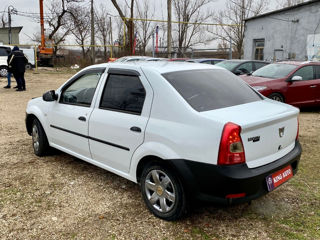 Dacia Logan foto 4