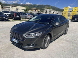 Ford Mondeo foto 2