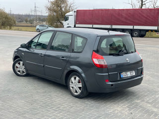 Renault Grand Scenic foto 4