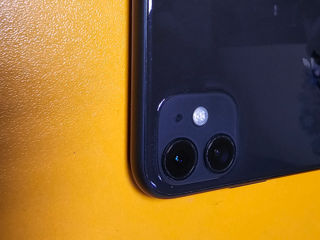 Iphone 11 256gb black impecabil  3999 lei foto 6