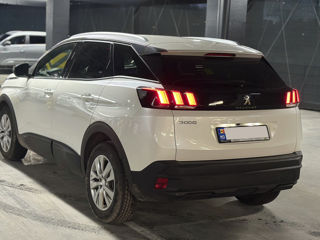 Peugeot 3008 foto 3