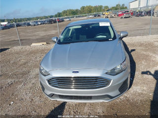 Ford Fusion foto 2