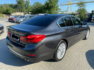 BMW 5 Series foto 4