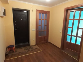 Apartament cu 3 camere, 69 m², Centru, Chișinău foto 2