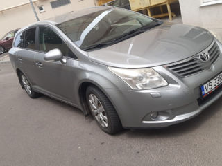 Toyota Avensis foto 3