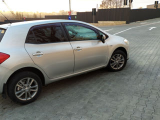 Toyota Auris foto 9