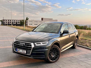 Audi Q5 foto 1