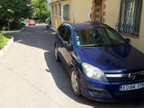 Opel Astra foto 1