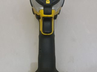 Vind  Impact Dewalt DCF 885 cu baterie de 2.0 AH. foto 4