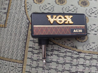 Продам усилитель для гитары Xvive 300 лей Vox Ac 30 Japan 800 лей foto 2