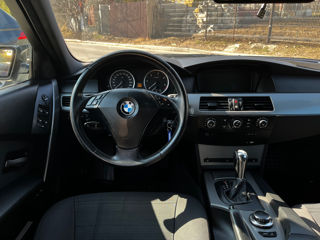 BMW 5 Series foto 6