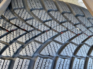 r 17 215/65 Bridgestone