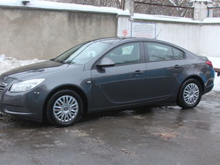 Opel Insignia foto 1