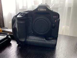 Canon 1D Mark II body, + baterii, incarcator foto 1