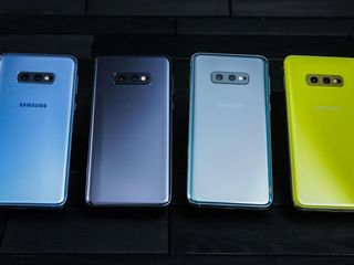 Куплю.Cumpar Samsung Galaxy S22 Ultra/ Iphone 13