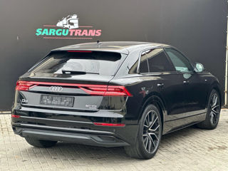 Audi Q8 foto 4