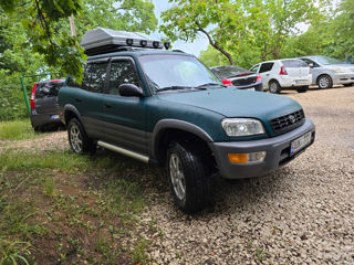 Toyota Rav 4 foto 4