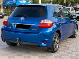 Toyota Auris foto 4