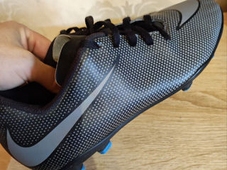 Ghete de fotbal nike foto 3