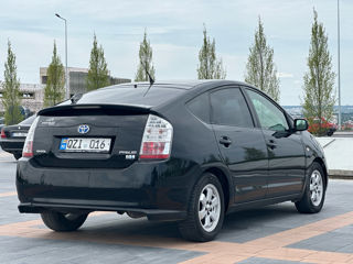 Toyota Prius foto 4