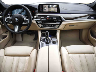 BMW 5 Series foto 9