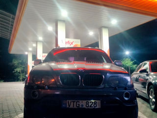 BMW X5 foto 2