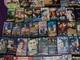 Vând casete video și DVD cu filme rusesti si de productie americana si nu numai, starea ideala foto 4