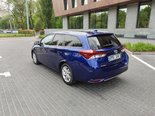 Toyota Auris foto 3