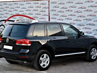 Volkswagen Touareg foto 4