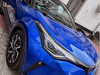 Toyota C-HR foto 3