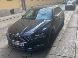 Skoda Superb foto 3