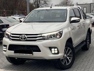 Toyota Hilux foto 1